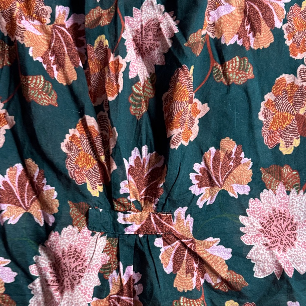 Trovata Floral Blouse - Green and Pink - Picture 7 of 8